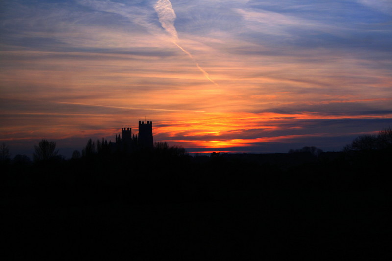 Sonnenuntergang und Ely Cathedral